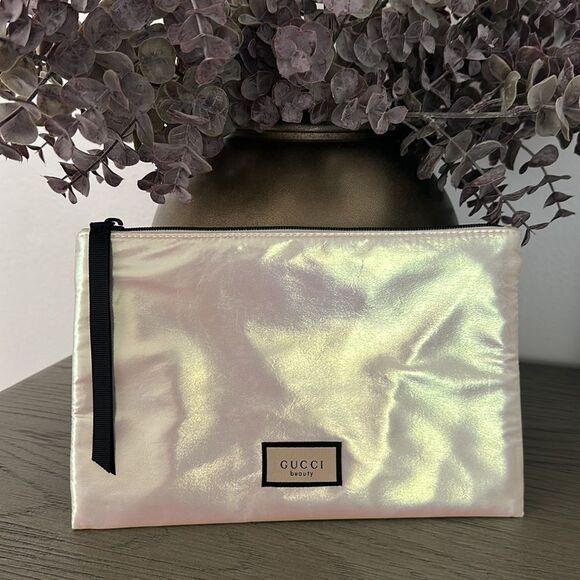 Gucci Handbags - 💫Flash sale💫Gucci beauty bag